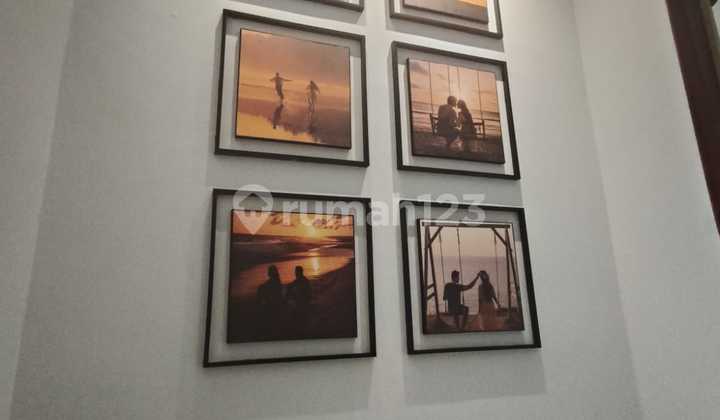 Dijual Rumah Pakuwon Indah Cluster Favorit Lariz Embassy 3 Lantai LT 162M 4 Kamar Dekat Pakuwon Mall Surabaya Barat 2