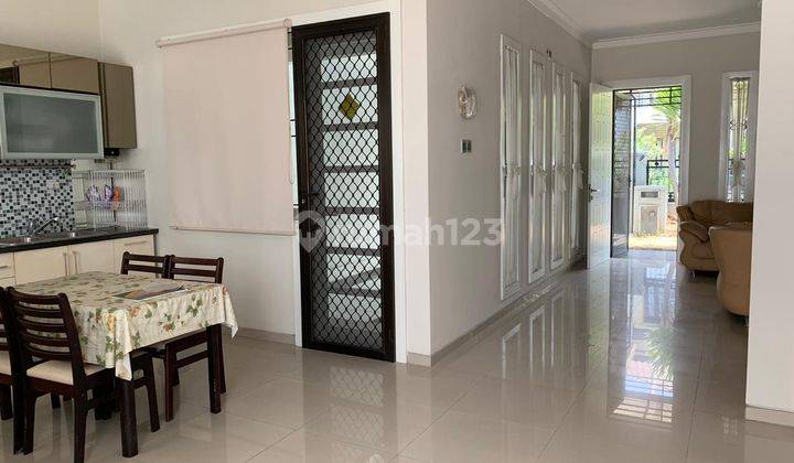 Disewakan Rumah Modern Minimalis Prambanan Residence Lidah Wetan Wiyung 2 Lantai 3 Kamar Furnish Dekat Pakuwon Mall Dan Selankah Ke Citraland 1