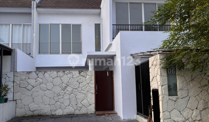 Disewakan Rumah Forest Mansion Lidah Kulon 2 Lantai Luas 145m Dekat Pakuwon Mall Dan Selangkah Ke Citraland Surabaya Barat
