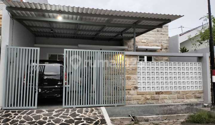 Disewakan Rumah Darmo Harapan Luas 180m 3kamar Semi Furnish Dekat Pakuwon Mall 2