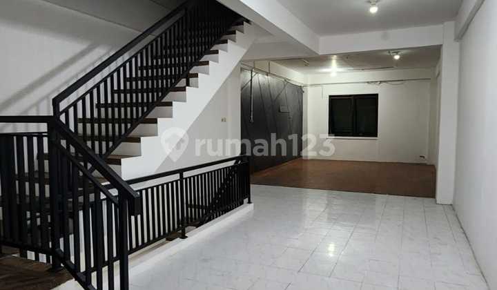 Disewakan Ruko Villa Bukit Mas 3 Lantai Lb 223M Siap Huni Cocok untuk Segala Usaha dan Perkantoran Mayjend Sungkono Surabaya Barat