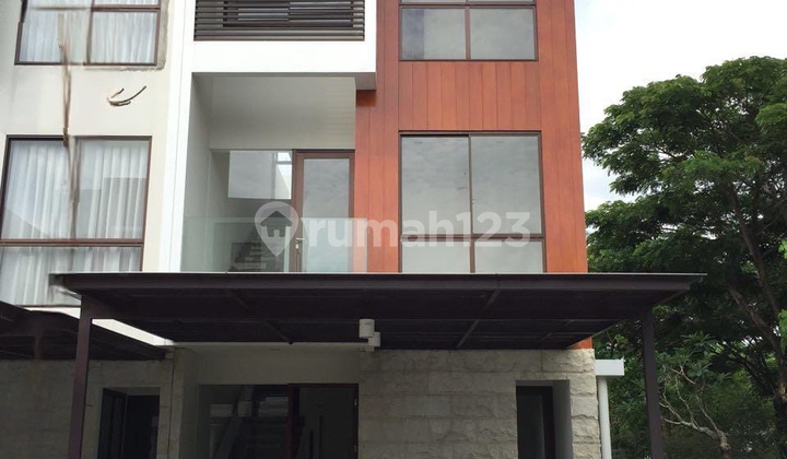 For Sale Graha Natura Lontar House Type Celandine 3 Floors Hook Land 120m² 3 Bedrooms For Sale Graha Natura Lontar House Type Celandine 3 Floors Hook Land 120m² 3 Bedrooms