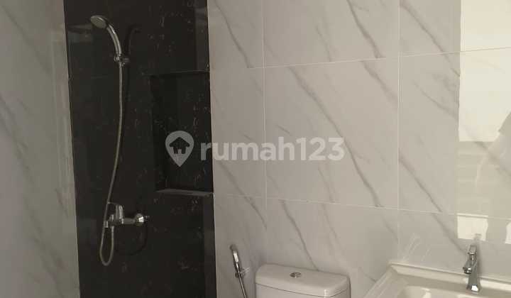 Dijual Rumah Baru Gress Siap Huni Darmo Permai 2 Lantai 4 Kamar Lb 200M Surabaya Barat 2