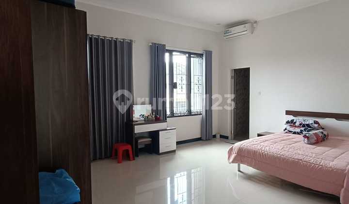 Dijual Rumah Dharmahusada Utara 2 Lantai 6 Kamar Luas 861m Dekat Galaxy Mall Dan Pakuwon City 2