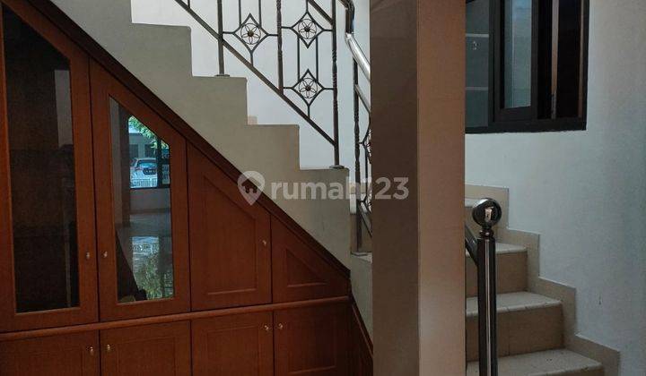 Disewakan Rumah Taman Gapura Citraland 3kamar 100m Ke Gwalk Rumah Terawat Semi Furnish 2