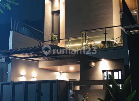 Dijual Rumah Bukit Palma Wiyung Full Furnish Bangunan Baru 2024 Minimalis Modern Luas 60m 2 Lantai 2 Kamar Dekat Pakuwon Mall Dan Selangkah Ke Citraland 1