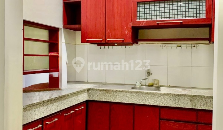 Disewakan Rumah Di Royal Residence Wiyung 2lt 4kt Semi Furnish Bagus Dekat Pakuwon Mall Dan Selangkah Ke Citraland Surabaya Barat