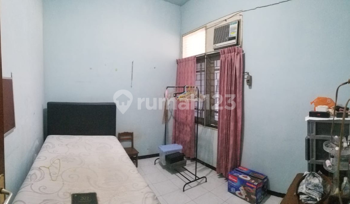 For Quick Sale: Rungkut Mapan House, Land Area 144m², 3 Bedrooms, Near Merr, East Surabaya 2