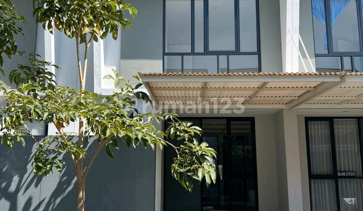 Disewakan Rumah Royal Residence 2Lt Lb65m 2Kt Kosongan Dalam Cluster Dekat Pakuwon Mall Minimalis Surabaya Barat Disewakan Rumah Royal Residence 2Lt Lb65m 2Kt Kosongan Dalam Cluster Dekat Pakuwon Mall Minimalis Surabaya Barat