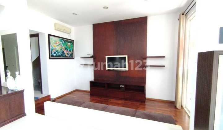 For Sale Ready-to-Occupy Minimalist Furnished Fullerton Citraland House 210m² Land 5 Bedrooms Near Pakuwon Mall West Surabaya 2