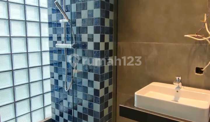 Disewakan Rumah Vila Taman Telaga Citraland 2 Lantai 3 Kamar Dekat Pakuwon Mall dan Gwalk Surabaya Barat 2