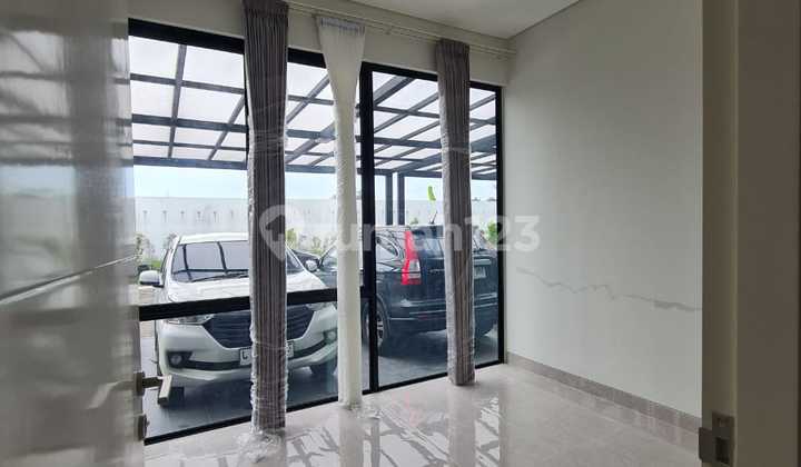 Disewakan Rumah Pelican Hill Citraland 2 Lantai LT 105M 3 Kamar Dekat Universitas Ciputra Surabaya Barat