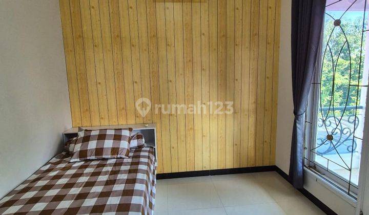 Disewakan Rumah Bagus Siap Huni Pakuwon City Full Furnished Depan Taman Super Special 2