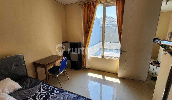 Disewakan Rumah Royal Residence Cluster Harewood Wiyung 2 Lantai Full Furnish Siap Huni Luas 149m Dekat Pakuwon Mall Dan Selangkah Ke Citraland 2