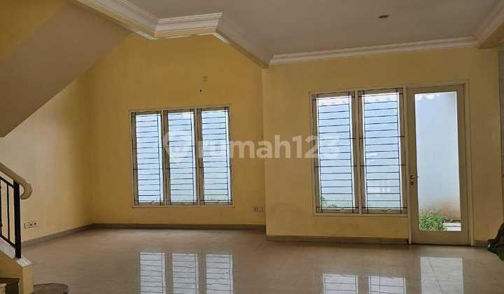 Disewakan Rumah Terawat Siap Huni Wisata Bukit Mas Luxembourg 2 Lantai Luas 170m Dekat Pakuwon Mall Dan Selangkah Ke Citraland Surabaya Barat 2