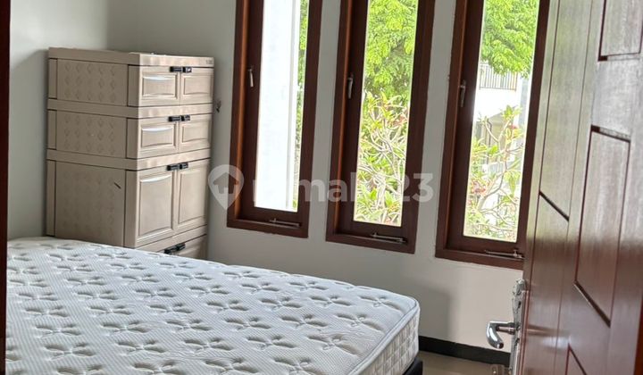 For Rent: Ready-to-Live 2-Story Villa Setra Raya Citraland with 3 Spacious Rooms, 135m², Near Pakuwon Mall, West Surabaya