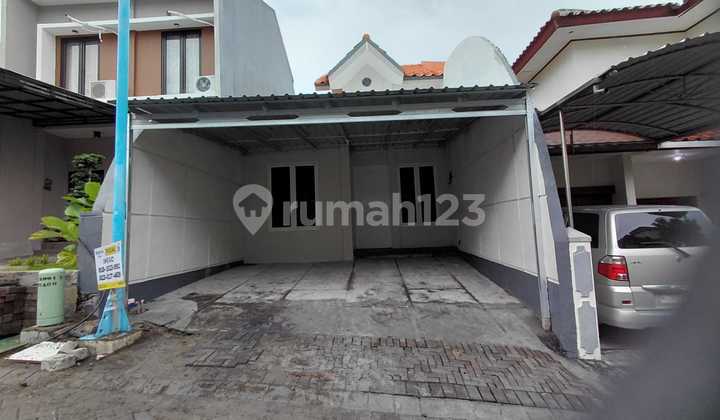 For Sale Cheap Polll House International Village Citraland Utama Near Gwalk and Pakuwon Mall West Surabaya