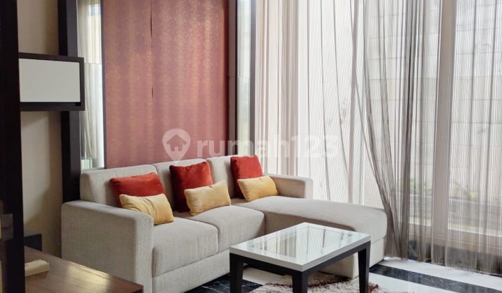Disewakan Rumah Graha Family Full Furnished Mewah Minimalis Lantai Marmer 2 Lantai 5 Kamar Luas 600m Dekat Pakuwon Mall Dan Selangkah Ke Citraland Surabaya Barat