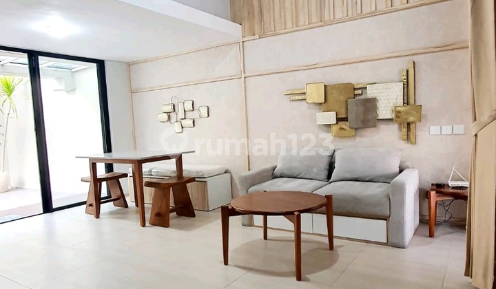 Dijual Rumah Northwest Park Citraland Luas 80m 2 Lantai 3 Kamar Cantik Full Furnished Dekat Pakuwon Mall Dan Universitas Ciputra Surabaya Barat Dijual Rumah Northwest Park Citraland Luas 80m 2 Lantai 3 Kamar Cantik Full Furnished Dekat Pakuwon Mall Dan Universitas Ciputra Surabaya Barat