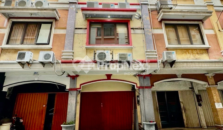 For Rent: 4-Storey Ruko in Hr Muhamad Square, Semi-Furnished, Land Area 57m², Move-In Ready, Strategic Location Suitable for All Types of Businesses, Surabaya Barst For Rent: 4-Storey Ruko in Hr Muhamad Square, Semi-Furnished, Land Area 57m², Move-In Ready, Strategic Location Suitable for All Types of Businesses, Surabaya Barst