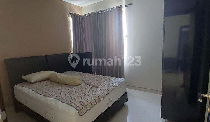 For Rent Graha Family 2-Storey House Fully Furnished Land Area 350M Near Pakuwon Mall West Surabaya 2