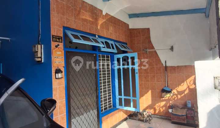 Disewakan Rumah Darmo Permai Utara Luas 90m 3 Kamar Tidur Dekat Pakuwon Mall  1