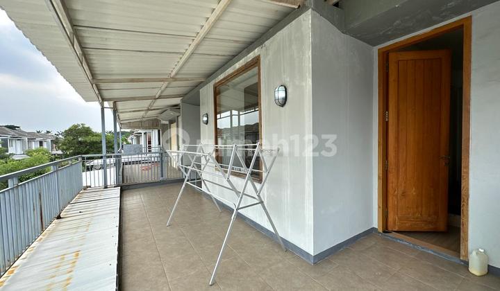 Disewakan Rumah Cantik Royal Residende 2.5lantai Full Furnish 128m 3kamar Dekat Pakuwon Mall Dan Selangkah Ke Citraland 1