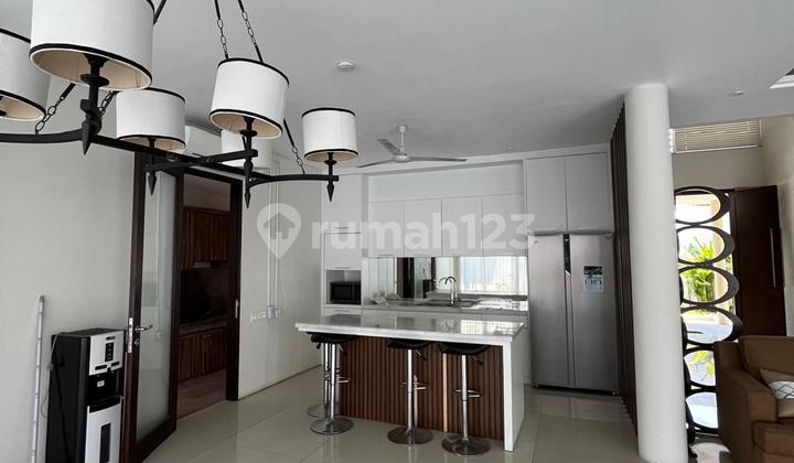 Dijual Rumah Graha Family With Private Pool Minimalis Siap Huni Luas 328m 4 Kamar Dekat Pakuwon Mall Surabaya Barat Dijual Rumah Graha Family With Private Pool Minimalis Siap Huni Luas 328m 4 Kamar Dekat Pakuwon Mall Surabaya Barat