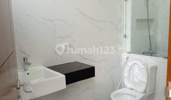 New Ready Type Cana House in Citraland Front of Emerald Mansion Near Radial Road Close to Gwalk and Unesa Near Pakuwon Mall West Surabaya 2