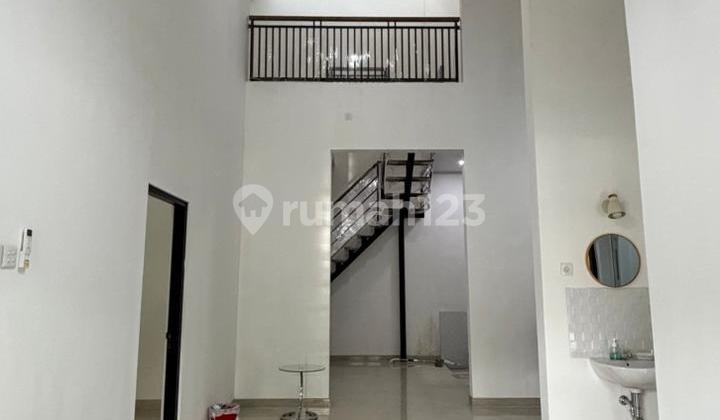 For Rent: Move-in Ready House in Babatan Mukti Block M, 126m², 4 Bedrooms, 1.5 Floors, Near Pakuwon Mall, West Surabaya 2