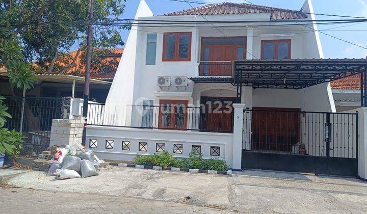 Disewakan Rumah Dukuh Kupang Timur 2 Lantai 3 Kamar Tidur Dekat Ke Pakuwon Mall Dan Selangkah Ke Citraland 1