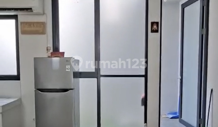 Rented Residential House Bring Suitcases 2