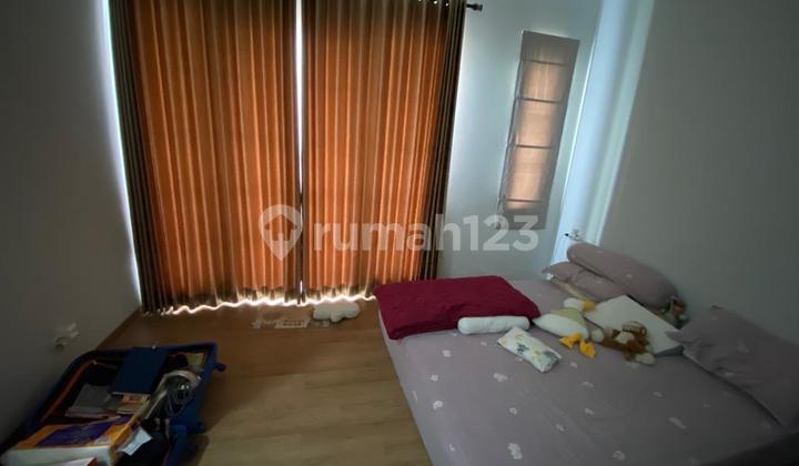 Turun Harga Dijual Cepat Rumah 3 Lantai Type Luciola American Classic Sutera Winona, Alam Sutera - Byn 2