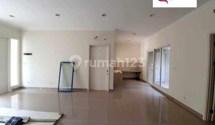 Dijual Rumah 2 Lantai Type Premium siap huni lokasi strategis di Cluster Flamingo, Summarecon Serpong. Lva 2