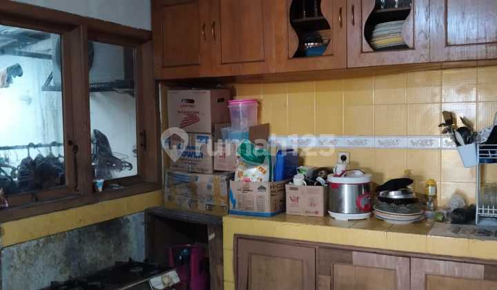 For Sale: Ready-to-live House with Warehouse in Pinang Griya Permai Complex, Ciledug - Tangerang 2