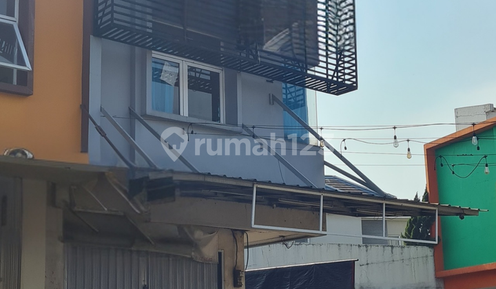 Beautiful 2-Story Shop House at Hook Orange Ciangsana Cibubur Bogor 2