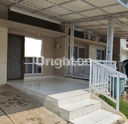 Rumah siap huni di Tangerang Selatan  dengan kitchen set kompor tanam dan penghisap asap 1