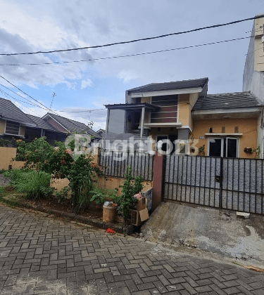 RUMAH HOOK DI PERUMAHAN GRAND NUSA INDAH CIBUBUR CILEUNGSI BOGOR 1