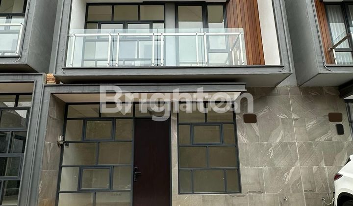 Baru belum pernah di tempati,Cantik, bisa over kredit Rumah 2 lantai di Cikeas Cibubur Bogor