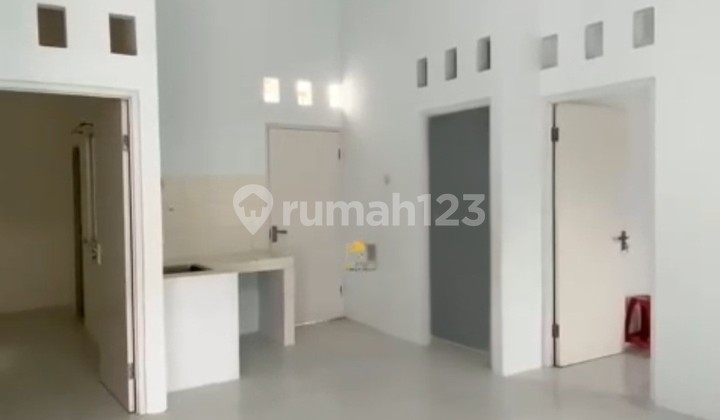 Rumah Cantik Posisi Hook di Citayam Depok 2