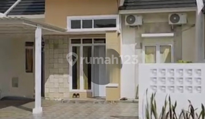 The Strong Betawi and Peaceful Islamic Nuance of De Pratama Residence in Karanggan Cibubur Bogor