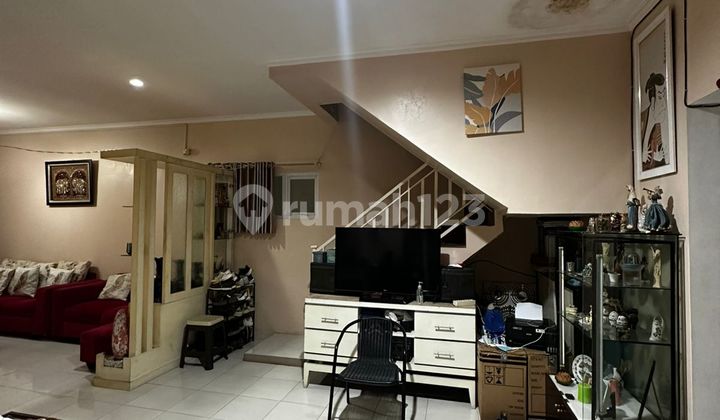 Rumah Siap Huni Di Lenteng Agung Jakarta Selatan