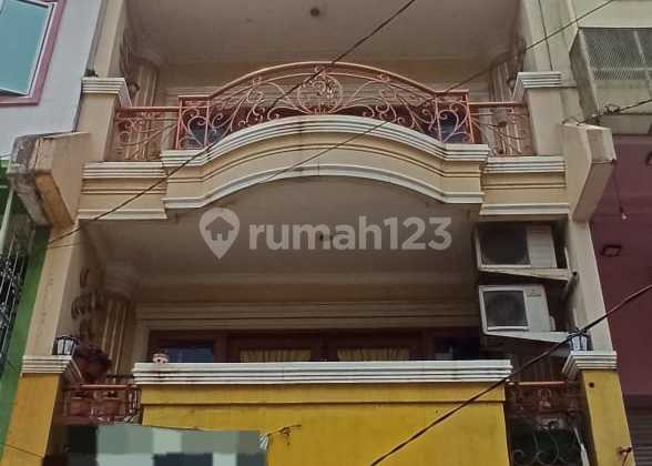 Ruko di Jelambar 80.0 m² Unfurnished HGB