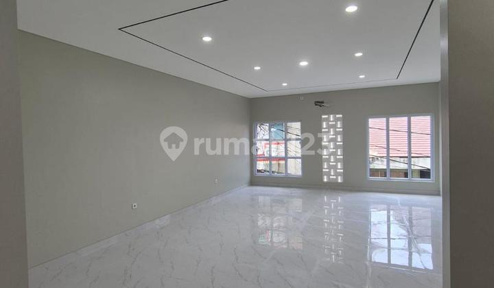 Rumah Bagus SHM di Jelambar 2