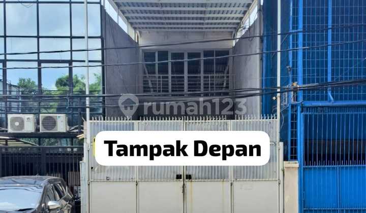 Rumah Nyaman Di Daerah Perumahan Pluit Karang.