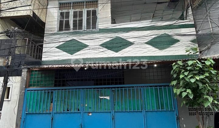 Rumah Bagus SHM di Jelambar