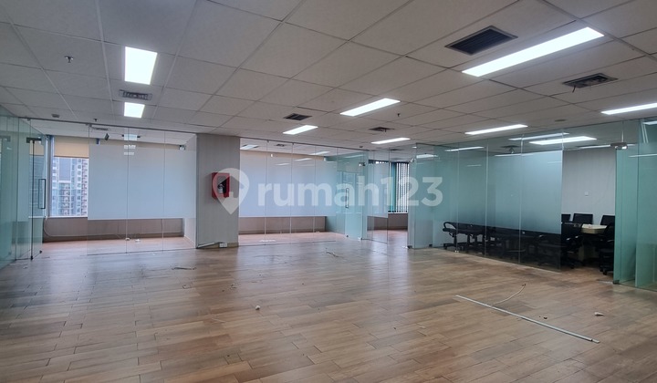 Office Kuningan The East Rapih Ready to Use 2