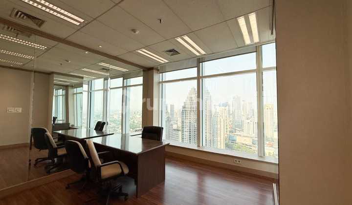 Ready-to-Use Office Space in Equity Tower SCBD with Good Furnishings and Hook