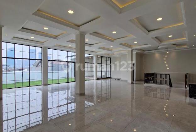 Rumah Tomang Baru Siap Huni Bebas Banjir Garasi Besar Rooftop Rumah Tomang Baru Siap Huni Bebas Banjir Garasi Besar Rooftop