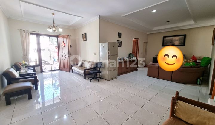 For Sale Beautiful Renovated Pluit House in Favorite Complex Near Mall 1